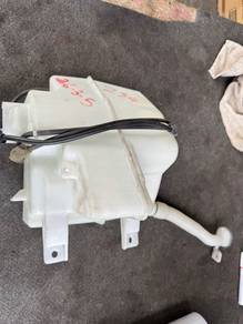 No 26-3-5 Fairlady Z34 370Z Wiper Tank Jpn