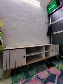 cabinet TV