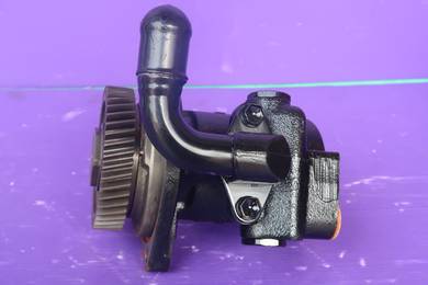 Hino 700 EE13C POWER STEERING PUMP