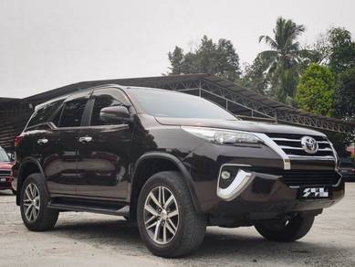 Toyota Fortuner VRZ 4X4 in Kajang, SGR