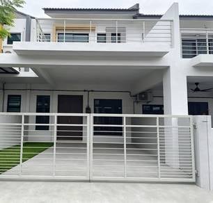 Semi-Detached House For Sale in Ayer Molek,MLK