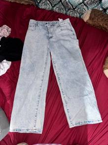 baggy jeans