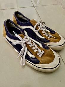 Vans Style 36 Sneakers Navy Suede Gum Sole