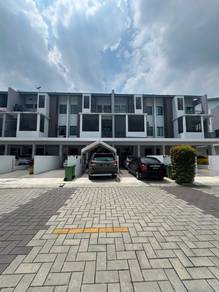 Townhouse For Sale in Simpang Ampat,PNG