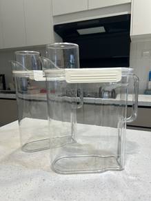 Clear Plastic Container/Jug with Lid