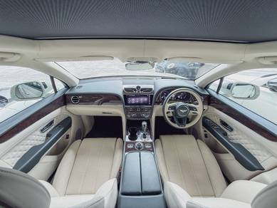 Bentley Bentayga V8 FIRST EDITION in Bangsar, KUL