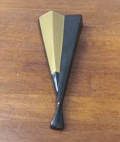 ceramic gold black fan shape wall decor