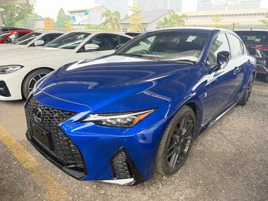 Lexus IS 300 F-SPORT in Cheras, KUL