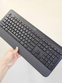 Logitech Signature K650 Wireless Keyboard