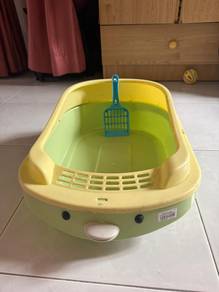 cat litter box