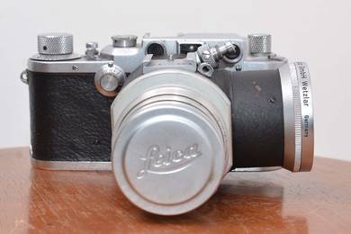 Leica dual lens classic camera
