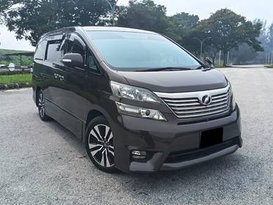 Toyota Vellfire Z PLATINUM SELECTION in Sungai Besi, KUL