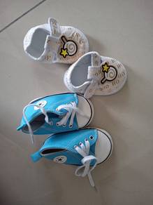 kasut baby 2 pasang