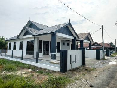 Semi-Detached House  in Bukit Payung,TRG
