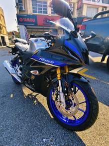 Yamaha R15