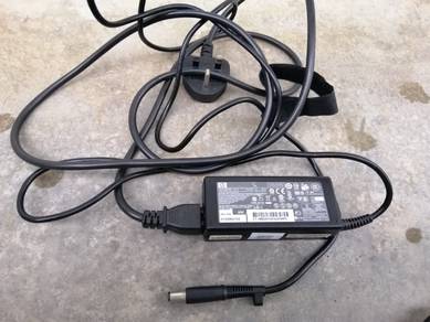 HP laptop charger / adapter