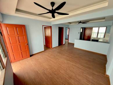 Flat For Sale in Flat Danau Kota