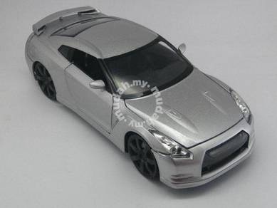 1:24 Kereta Hiasan Nissan Skyline GTR R35
