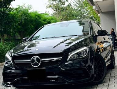 Mercedes Benz CLA45 45 AMG (CBU) in Old Klang Road, KUL
