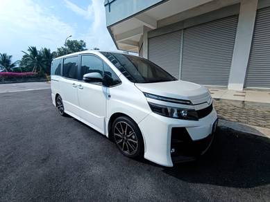Toyota Voxy ZS KIRAMEKI in Bangi, SGR