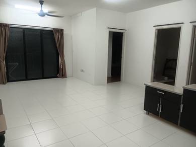 Condominium For Sale in Tri Pinnacle