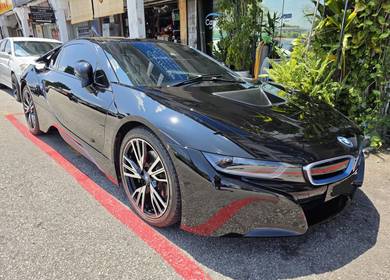BMW i8 EDRIVE (PLUG-IN HYBRID) in Pandan Indah, KUL