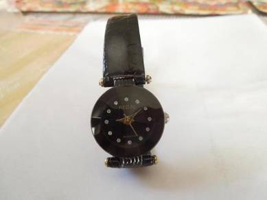Regal Quartz Small Round Black Dial Watch