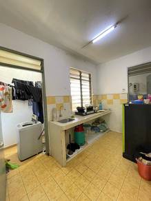 Apartment For Rent in Mentari Court