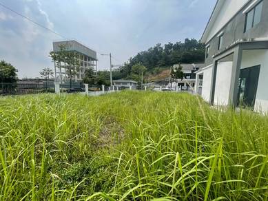 Semi-Detached House For Sale in Rawang,SGR