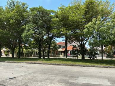 Bungalow House For Sale in Chemor,PRK