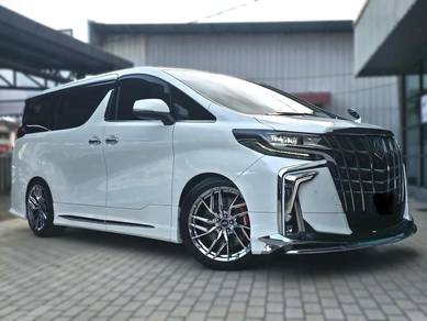 Toyota Alphard SC in Kuantan, PHG