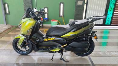 Yamaha XMAX