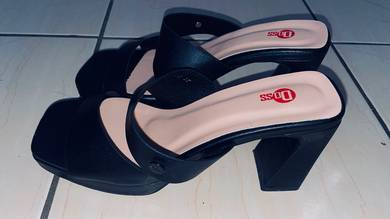 Black High heels (Selesa dipakai)- Free delivery