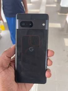 Google pixel 7 used but look like new 