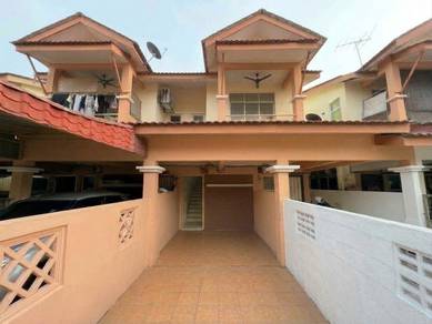 Townhouse For Sale in Rawang,SGR
