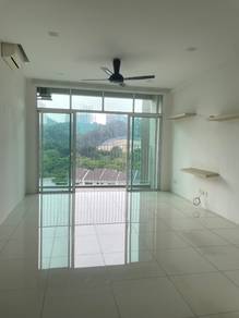 Condominium For Rent in Sierra East