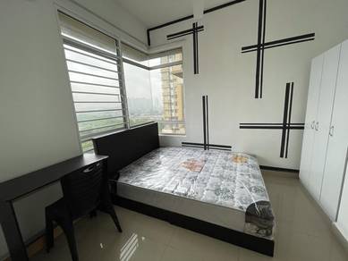 Room in Shah Alam, SGR
