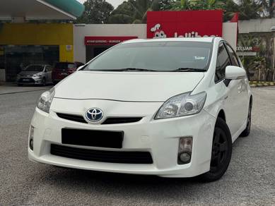 Toyota Prius (HYBRID) in Cheras, KUL