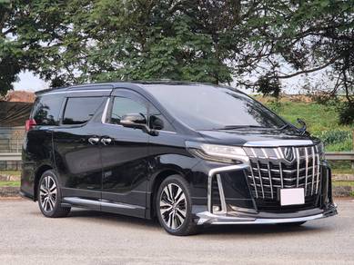 Toyota Alphard 2.5 SC in Bukit Jalil, KUL