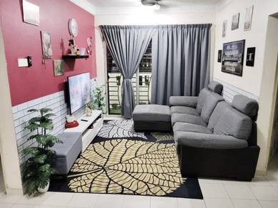 Apartment For Sale in Laguna Biru
