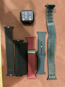 Apple Watch SE 2 40mm GPS + Cellular – 95% Battery
