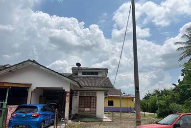 1-storey Terraced House For Sale in Selandar,MLK