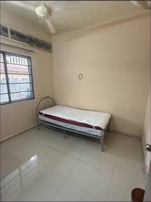Room in Ampang, SGR
