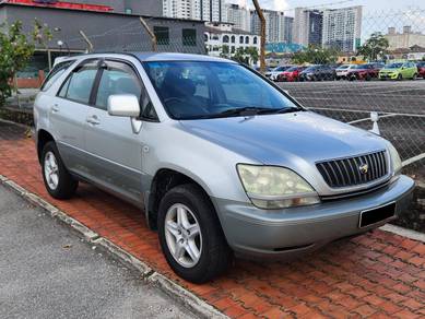 Toyota Harrier V6 in Sungai Besi, KUL