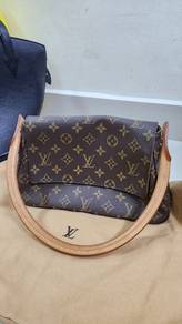 99% New LV Mini Looping shoulder bag