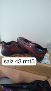 kasut sport item new