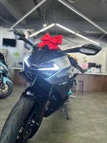 CFMOTO 675SR-R