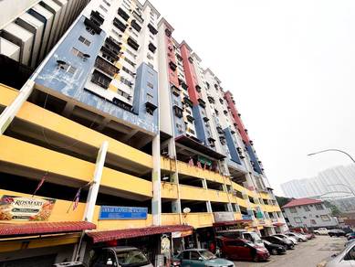 Apartment For Sale in Pangsapuri Sri Malaysia
