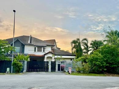 Semi-Detached House For Sale in Kota Damansara,SGR