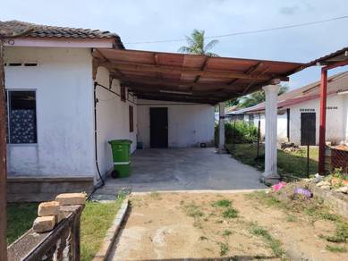 Semi-Detached House For Sale in Pekan,PHG